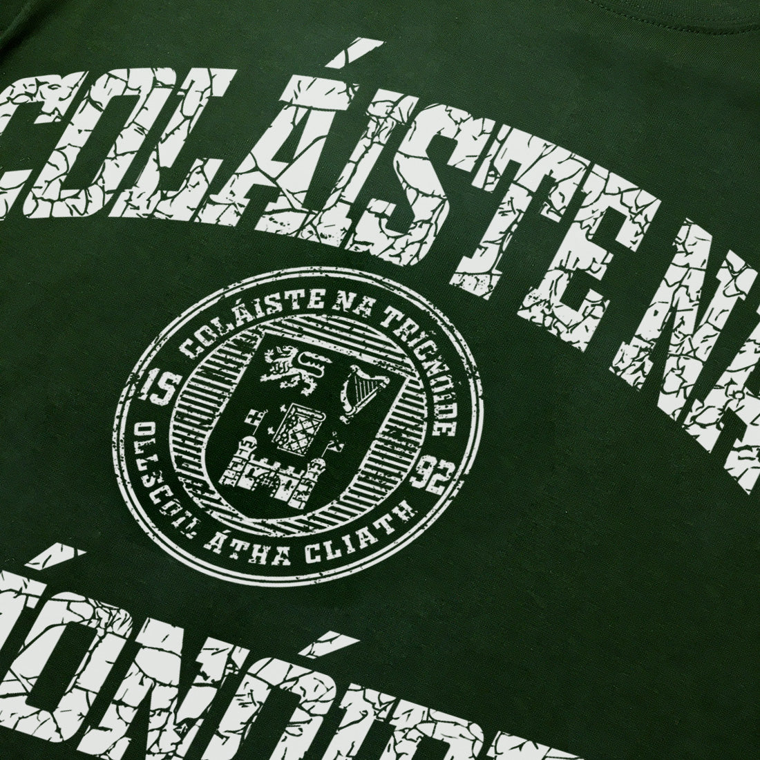 T-léine Colaiste na Trionoide T-shirt - Image 3